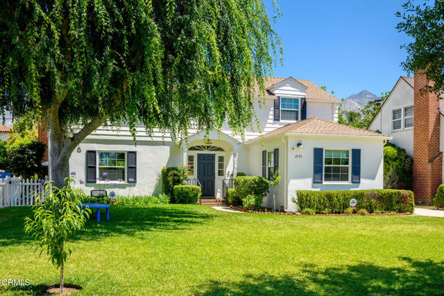 Detail Gallery Image 1 of 45 For 2175 Las Lunas St, Pasadena,  CA  - 3 Beds | 2 Baths