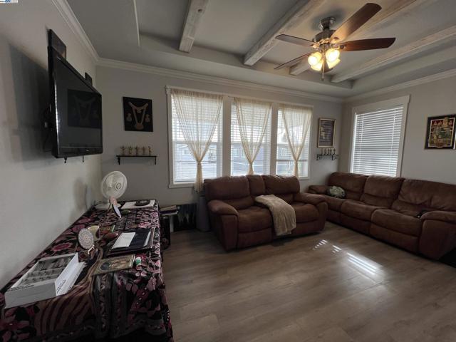1515 N Milpitas Blvd, Milpitas CA: https://media.crmls.org/mediaz/d26b21f2-5f64-437d-8e80-313e972e7319.jpg