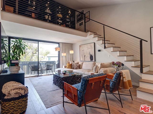 1830 Westholme Avenue, Los Angeles CA: https://media.crmls.org/mediaz/d26b80b3-036e-4767-90d6-3c437f55890d.jpg