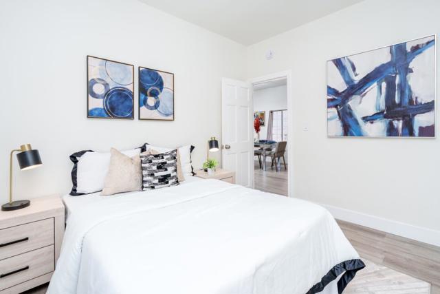 2036 E 20th Street, Oakland CA: https://media.crmls.org/mediaz/d26c417f-3080-4bff-915f-3f512fe39746.jpg