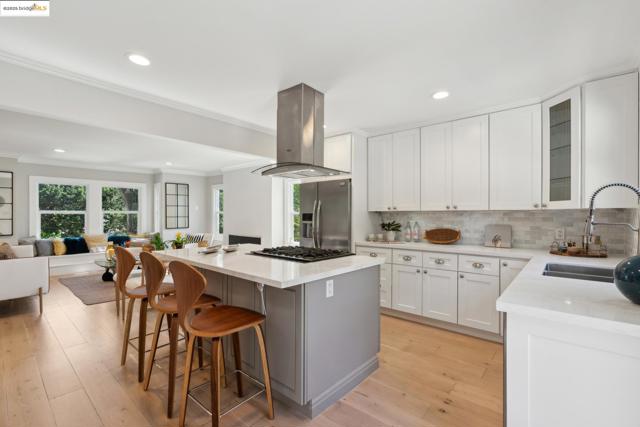2847 Shasta Rd, Berkeley CA: https://media.crmls.org/mediaz/d26c7535-7166-4cbe-8514-ca10908ad07d.jpg