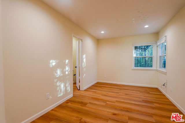 3131 & 3135 Oakcrest Drive, Los Angeles CA: https://media.crmls.org/mediaz/d26eb262-e87b-414b-a035-1adff0a22c05.jpg