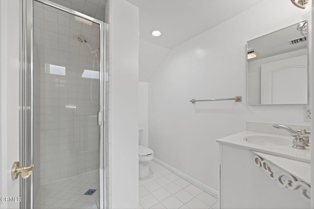 MLS #V1-33403 image #32