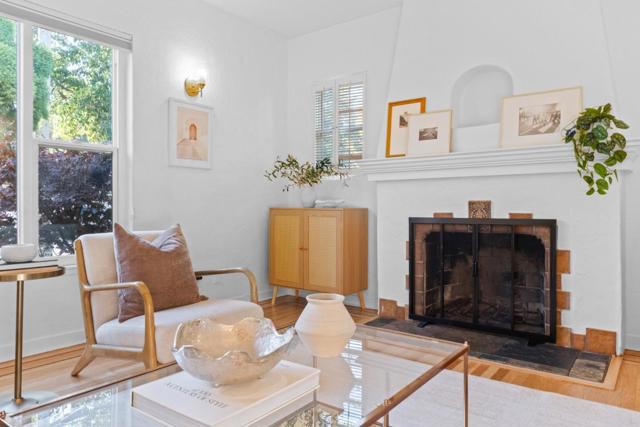 819 S Humboldt Street, San Mateo CA: https://media.crmls.org/mediaz/d26f5faf-96a3-4e73-8bbb-d38989eaa203.jpg