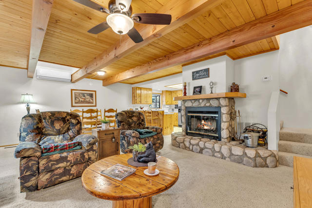 52402 Pine Ridge Road, Idyllwild CA: https://media.crmls.org/mediaz/d26f68e1-4ddf-4b80-b8d7-5c5e9c933229.jpg