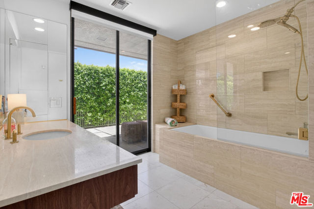 2 Sussex Court, Rancho Mirage, CA 92270