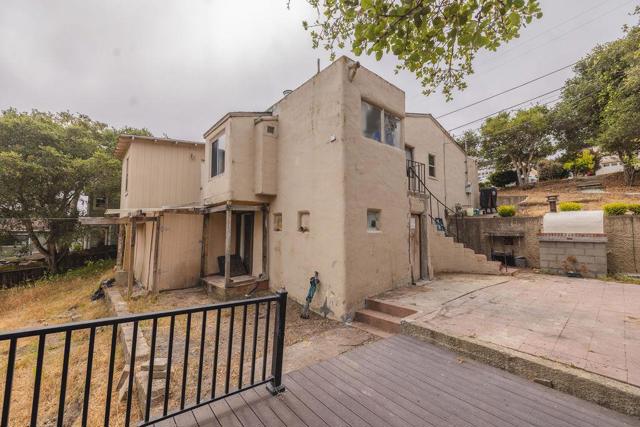 1034 Hellam Street, Monterey CA: https://media.crmls.org/mediaz/d26fb711-2dba-460f-85f9-c4d62c6564e1.jpg