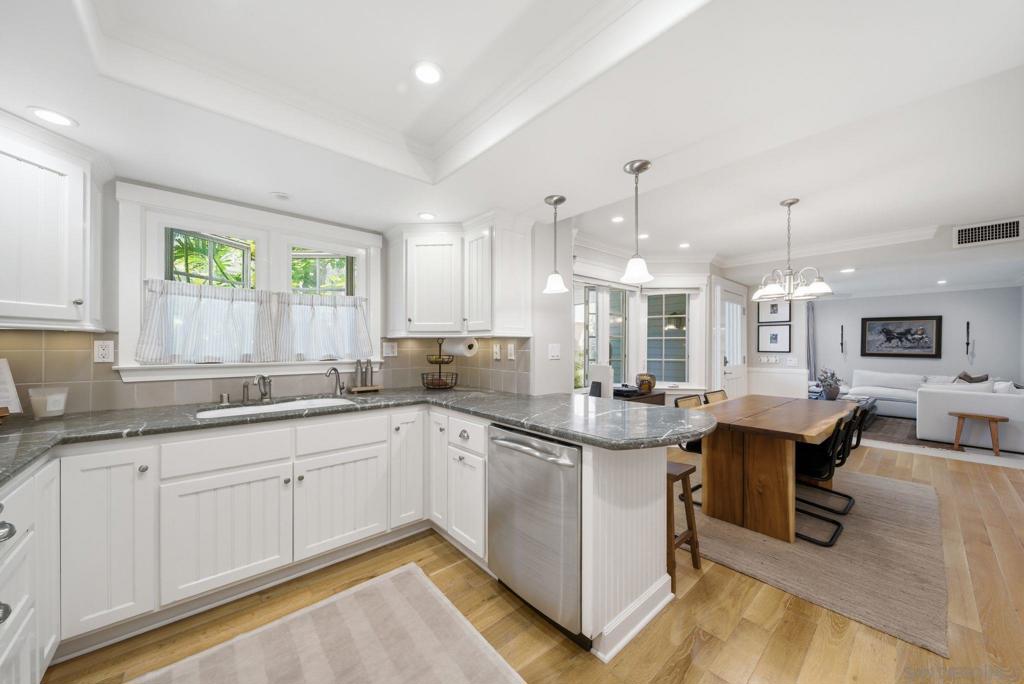 2148 S Coast Hwy - photo 8