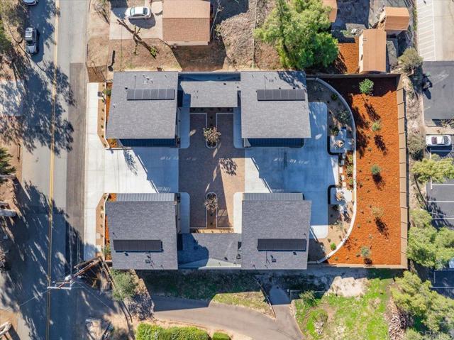 Detail Gallery Image 21 of 26 For 331 D St, Ramona,  CA 92065 - 2 Beds | 2 Baths