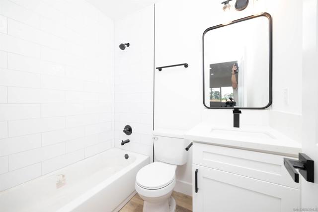6744 6750 N Elman, San Diego CA: https://media.crmls.org/mediaz/d27235af-8faa-4e4f-8a16-c7cdb96de223.jpg