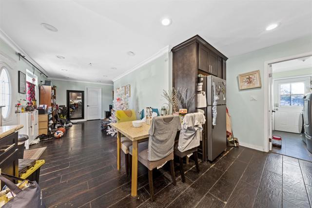 Image 1 of 41 For 1568 Burton St