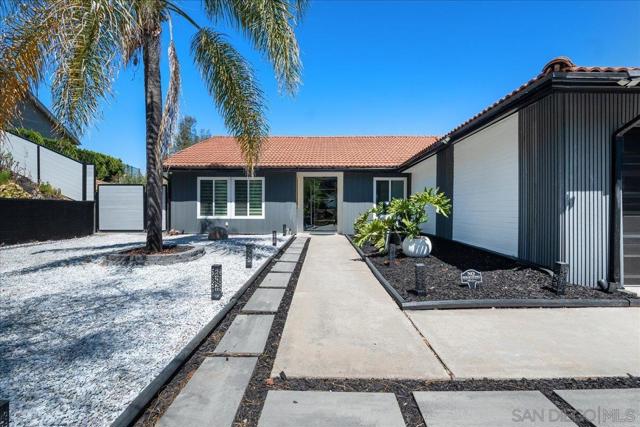 6626 Tuxedo Rd, San Diego CA: https://media.crmls.org/mediaz/d2733d8e-3ca8-494b-87ce-9e792d72498b.jpg