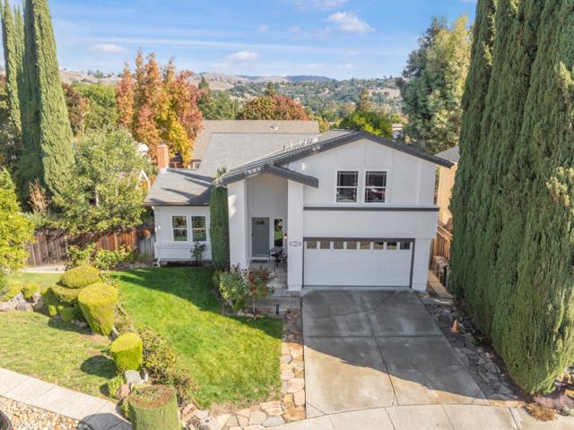 2195 Cimarron Court, Morgan Hill CA: https://media.crmls.org/mediaz/d273e54a-edc0-4689-945a-4a794a5bcf96.jpg