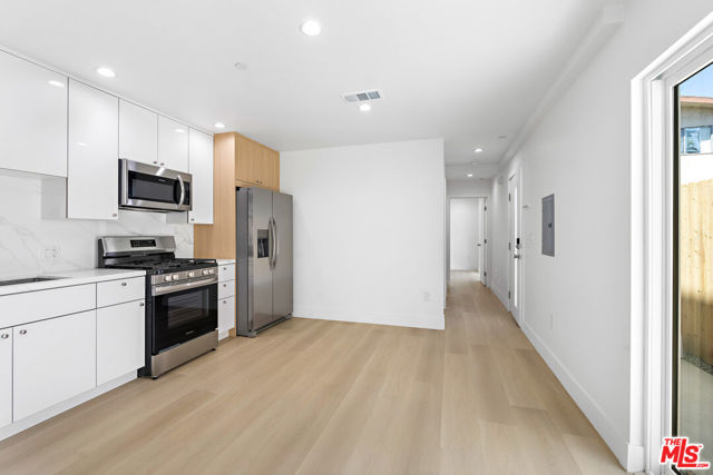 10965 Calvert, North Hollywood CA: https://media.crmls.org/mediaz/d2751110-7dc5-4635-94ef-b5d19271bb7a.jpg