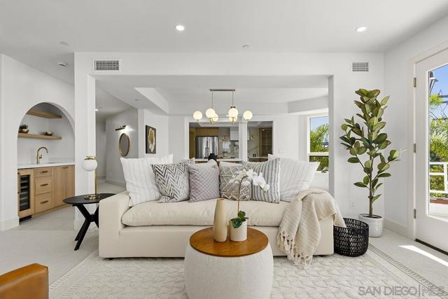 1099 1st St, Coronado CA: https://media.crmls.org/mediaz/d276245e-0243-44de-a36b-27a0be0fd094.jpg