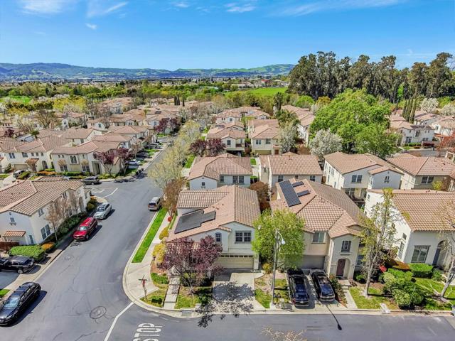 4192 Preciado Drive, Dublin CA: https://media.crmls.org/mediaz/d276f515-deb4-4118-a090-7c0cbe0ba212.jpg