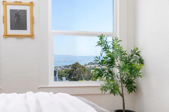 76 Bayview Street, San Francisco CA: https://media.crmls.org/mediaz/d277cd9f-960b-4e5e-9574-64e6ca671851.jpg