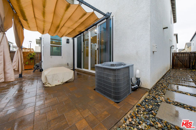 1681 Whitmore Loop, Chula Vista CA: https://media.crmls.org/mediaz/d2787a2b-2708-43df-90fa-737cad3f0588.jpg