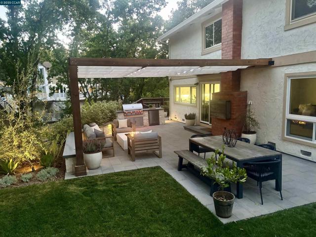 2342 Brantford Court, Walnut Creek CA: https://media.crmls.org/mediaz/d278de5b-ddcc-49f5-b743-196f64e2f8b3.jpg