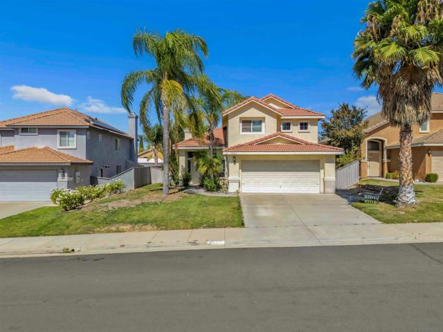 33262 Calle Langarica, Temecula CA: https://media.crmls.org/mediaz/d279add6-8e17-4360-9d66-318457e15867.jpg