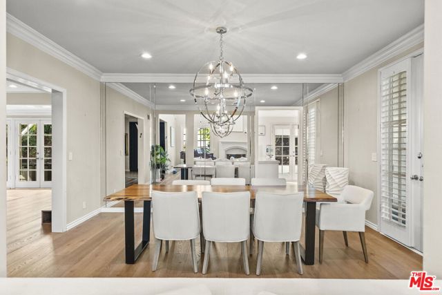 22241 Alizondo Drive, Woodland Hills CA: https://media.crmls.org/mediaz/d27ab026-cf8a-4bc7-97bd-960fcc770b39.jpg