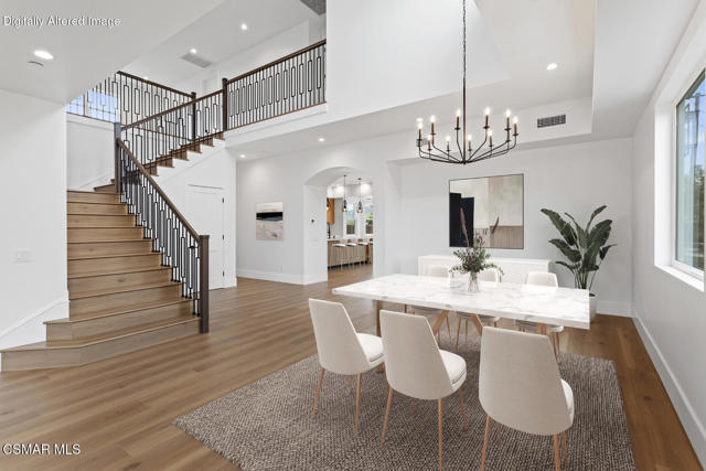 295 Toyon Court, Thousand Oaks CA: https://media.crmls.org/mediaz/d27b0af7-45e6-4e3e-85be-dbd48f3cb2dd.jpg