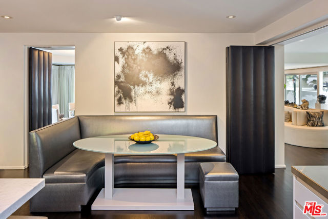 16745 Bosque Drive, Encino CA: https://media.crmls.org/mediaz/d27b7d9e-2f42-4fa8-a00a-05d30c81e519.jpg