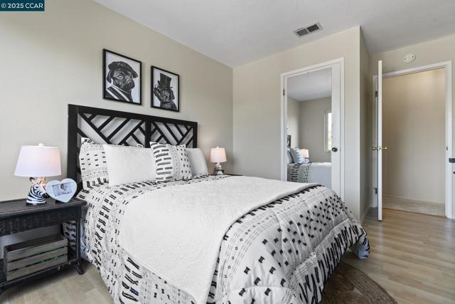 245 Parkview Ter, Vallejo CA: https://media.crmls.org/mediaz/d27ca8a4-fe3f-43bf-9d93-61515909a40f.jpg