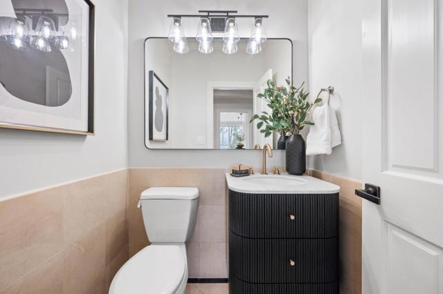 107 Knockash, San Francisco CA: https://media.crmls.org/mediaz/d27ccf15-ecca-4c12-acd6-b9ccb23e5417.jpg