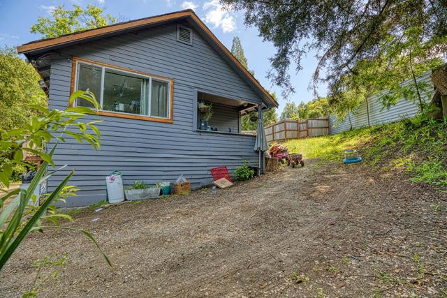 3535 Glen Canyon Road, Scotts Valley CA: https://media.crmls.org/mediaz/d27d8d76-35ed-4977-a553-b3c62ee2bb49.jpg