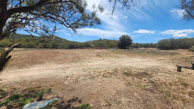 29650 Chihuahua Valley Rd, Warner Springs CA: https://media.crmls.org/mediaz/d27d93e6-8941-4f12-8be0-1e7728af00de.jpg