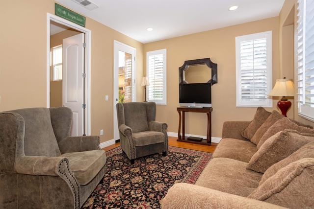3753 Bergen Peak Place, Carlsbad CA: https://media.crmls.org/mediaz/d27fd269-04f2-4922-a5d9-32a00812b527.jpg