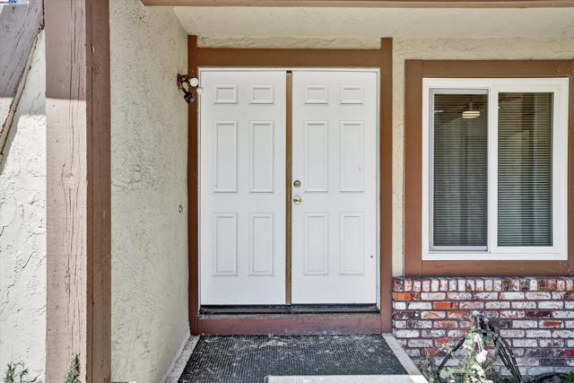 3432 Barmouth Dr, Antioch CA: https://media.crmls.org/mediaz/d280163a-0a1b-452b-9e23-db03c7b4ff81.jpg