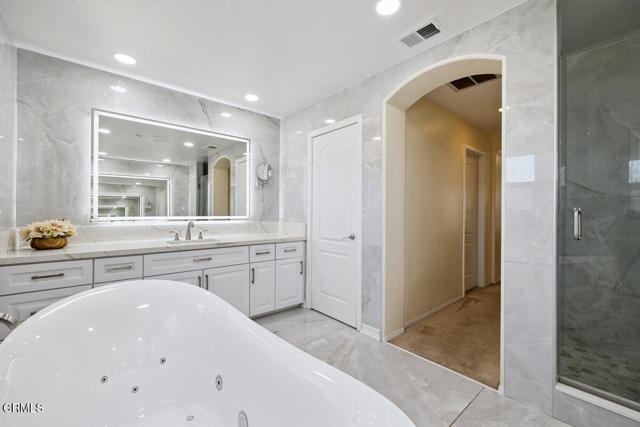 Detail Gallery Image 21 of 39 For 420 Ocotlan Way, Oxnard,  CA 93030 - 4 Beds | 3 Baths