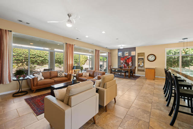 78680 Alliance Way, Palm Desert CA: https://media.crmls.org/mediaz/d281d8fd-27d5-4e49-b909-f66d36f525ce.jpg