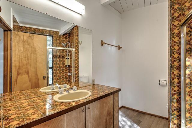 55283 Pine Crest, Idyllwild CA: https://media.crmls.org/mediaz/d281db25-233f-41e3-b7bb-472fa891baf8.jpg