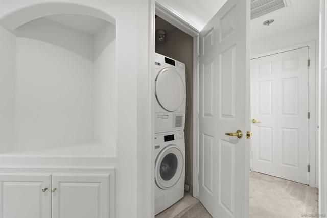 3890 Nobel Dr, San Diego CA: https://media.crmls.org/mediaz/d2825113-4457-4fc1-83ed-8467c6a512f9.jpg