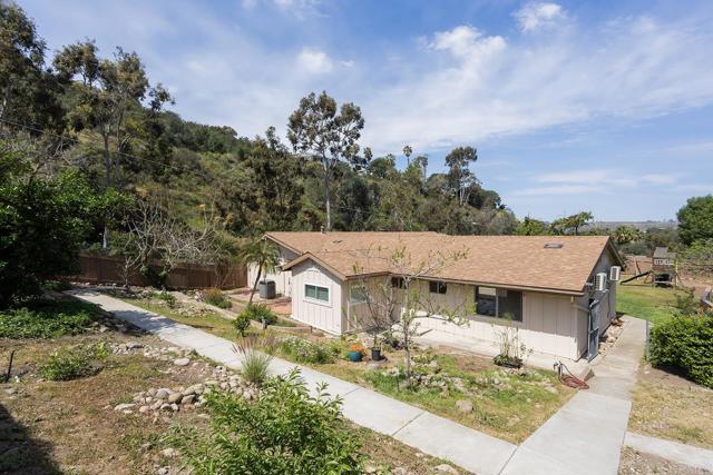 Detail Gallery Image 41 of 53 For 5627 Yerba Anita, San Diego,  CA 92115 - 4 Beds | 2 Baths
