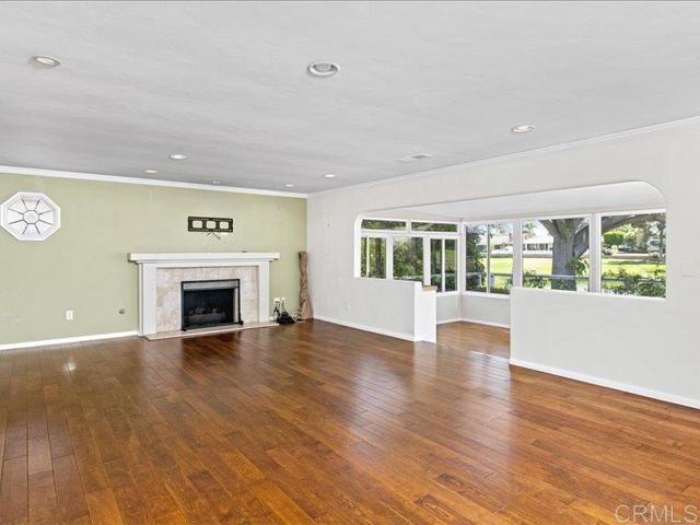 1051 La Reina, San Marcos CA: https://media.crmls.org/mediaz/d282f957-81e2-4460-b2d7-4011f28661e4.jpg