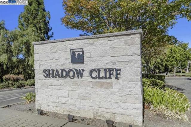 2864 El Capitan Dr, Pleasanton CA: https://media.crmls.org/mediaz/d287738f-04ea-4986-8db3-b180d34b37e6.jpg