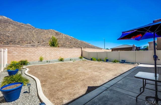 29146 Quarry Way, Lake Elsinore CA: https://media.crmls.org/mediaz/d287b027-8729-491f-8c6a-49221297c9d3.jpg