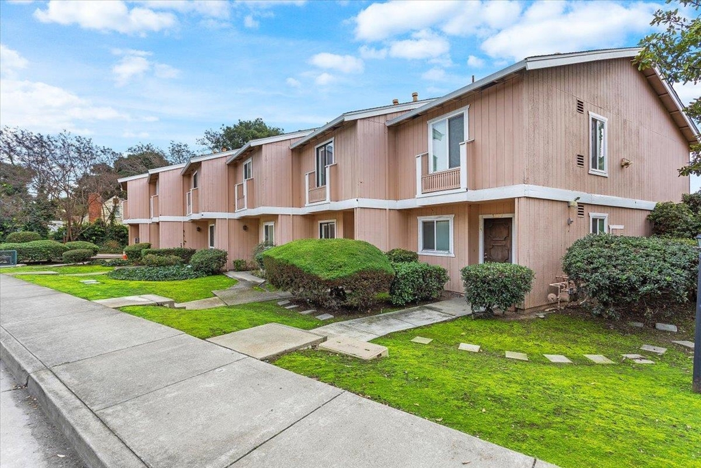 31131 Alvarado Niles Rd