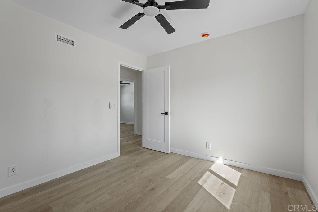 https://media.crmls.org/mediaz/d289cf71-8e92-489d-9723-4ce04cbebd8e.jpg?preset=X-Large