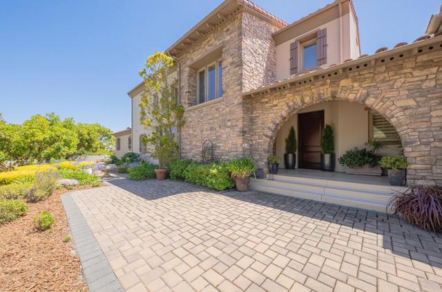 407 Mirador Court, Monterey CA: https://media.crmls.org/mediaz/d28a470c-f7f3-49cd-aaf7-7711f869a134.jpg