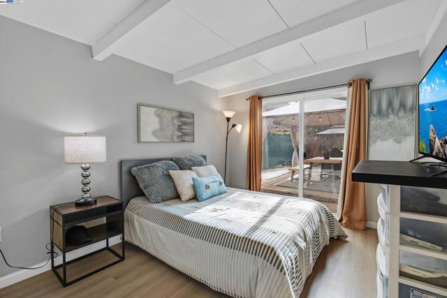 Image 38 of 58 For 2038 Boca Raton St