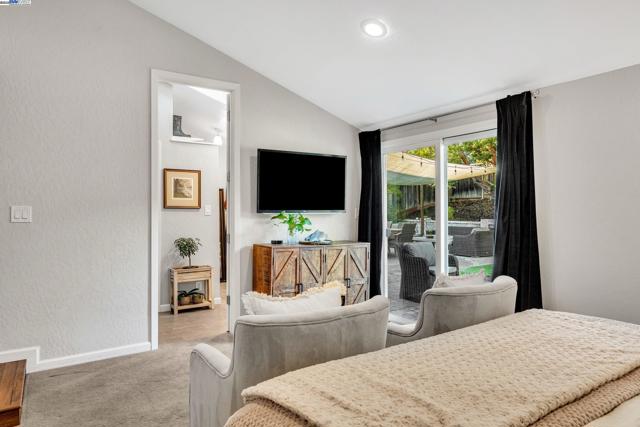 786 Bonita Ave, Pleasanton CA: https://media.crmls.org/mediaz/d28b5549-50e1-4127-9f0e-aad7160911cf.jpg