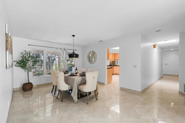 Home for Sale in Escondido