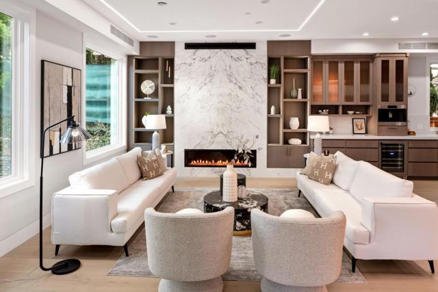 1080 Creek Drive, Menlo Park CA: https://media.crmls.org/mediaz/d28d2262-c9ec-4bca-abe4-e6586e08a9f3.jpg