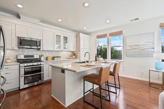 4496 Headen Way, Santa Clara CA: https://media.crmls.org/mediaz/d28eac73-7c7d-44c8-a4cd-a4dc30f2eb31.jpg