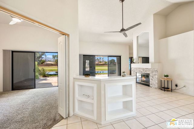 41387 Princeville Lane, Palm Desert CA: https://media.crmls.org/mediaz/d28ed128-c996-447e-856e-eacf8a923f4a.jpg